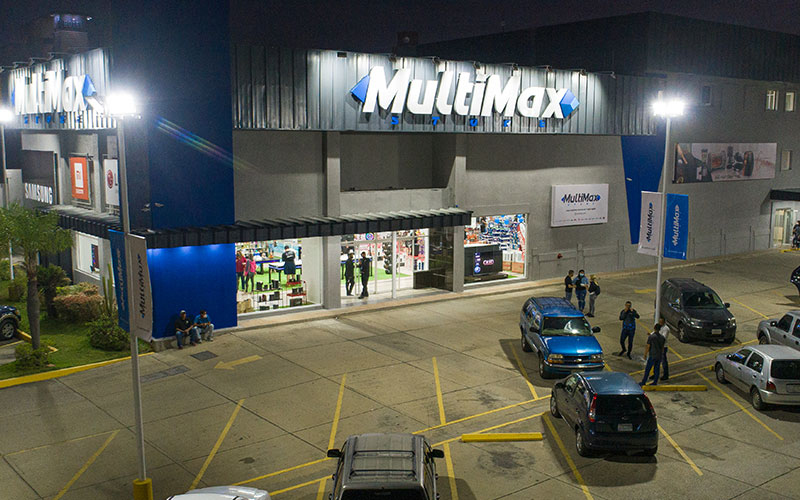 Multimax Store in lechería